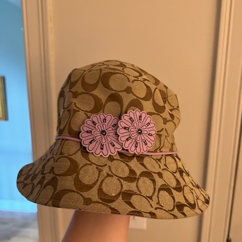VINTAGE Coach purple bucket hat